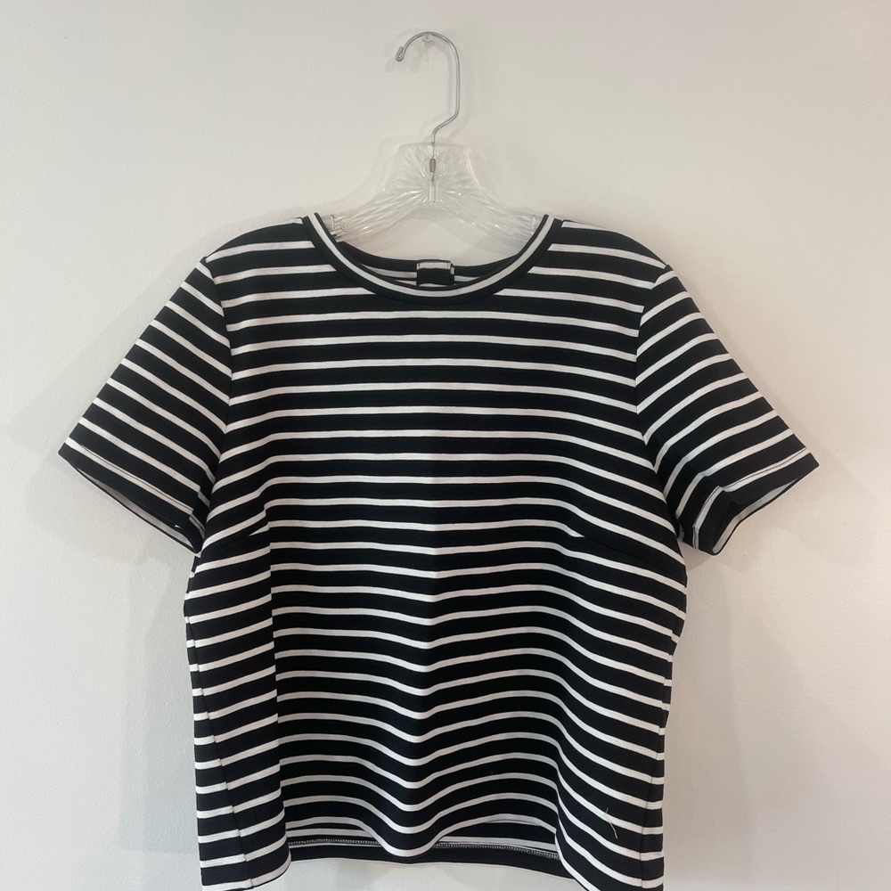 Banana Republic Black and white short sleeve cotton dress top